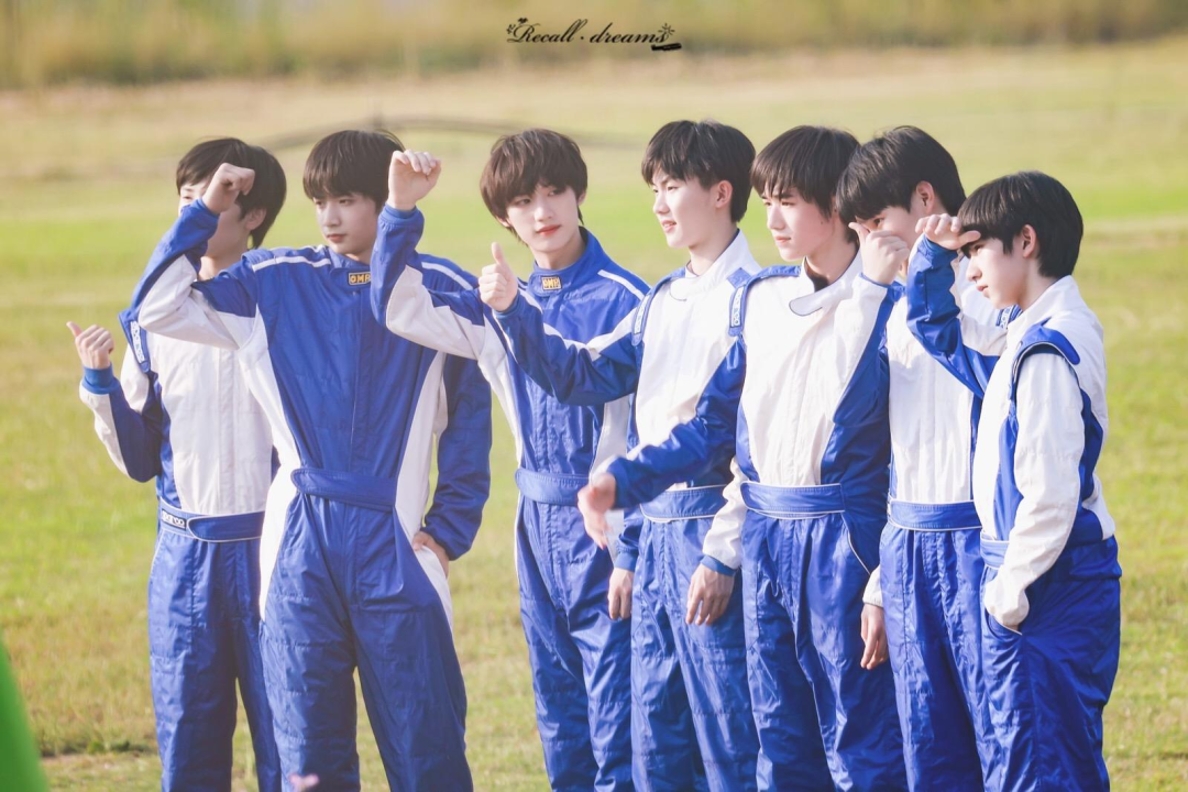 “学霸”马嘉祺高考307分惹争议：时代峰峻养成系掘金路塌方了？