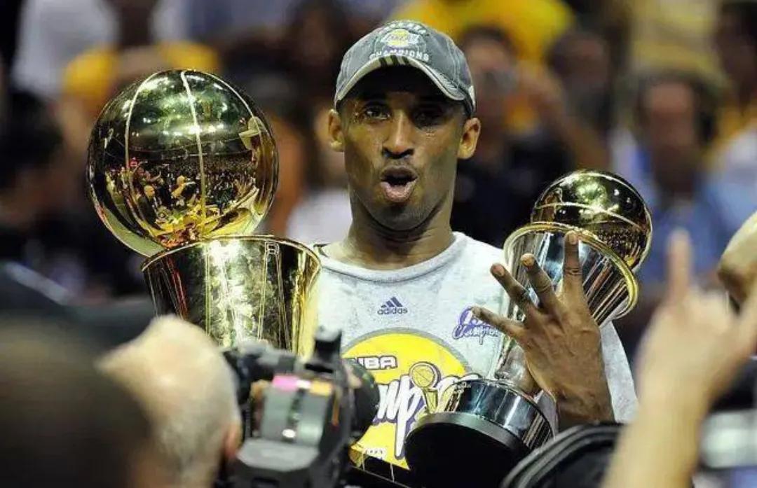 2008-2009nba總決賽（后奧尼爾時(shí)代，科比首個(gè)總冠軍，總決賽表現(xiàn)如何？客觀分析告訴你）