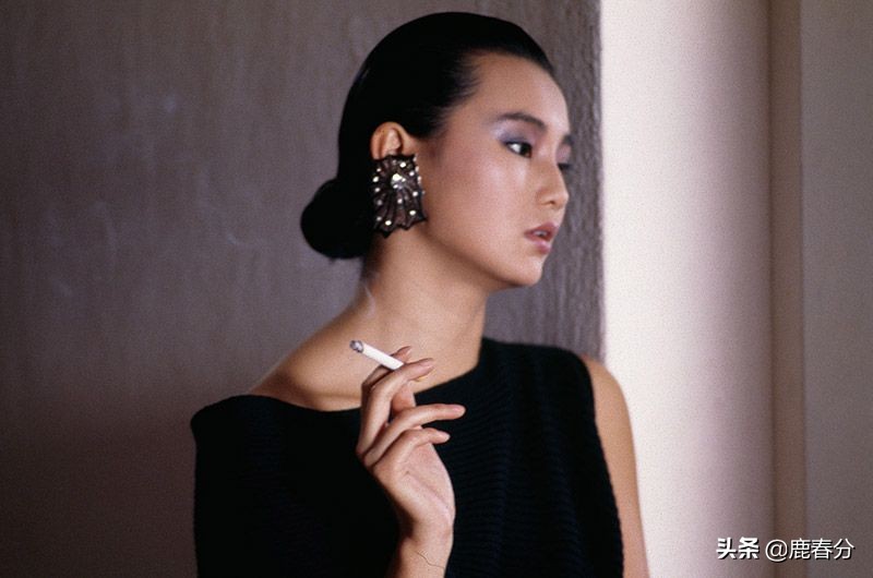 亦舒笔下的她们，为何美得经典？原来早在70年代，她就给了你答案