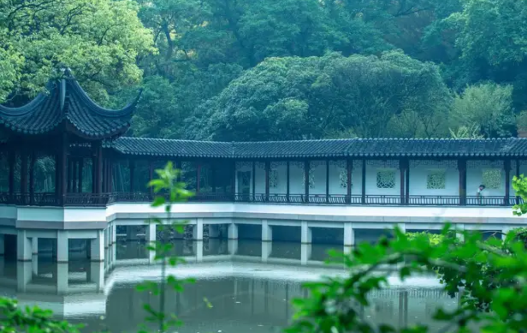 昆山有什么好玩的景点？我咨询了7个朋友，给出了三个答案