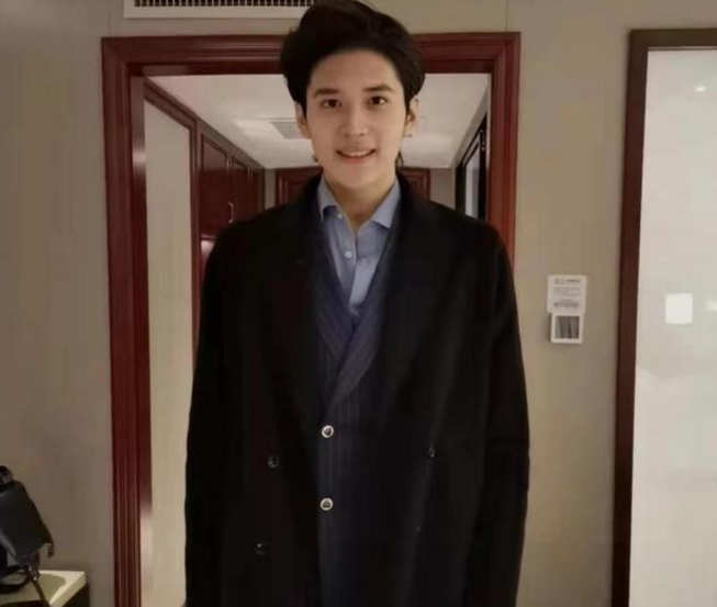 2021艺考高颜值校草学霸，颜值才华于一身，双料第一真的名副其实