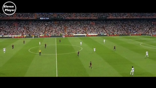 新手踢足球踢哪个位置不怎么会踢（足球位置：踢好边后卫，这是最基础的去理解实战足球的位置）