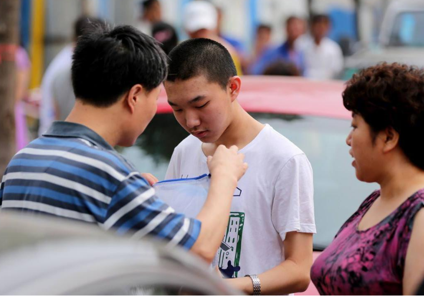 21年高考迎来地震式改革，考生欲哭无泪，换一届“坑”行不行？