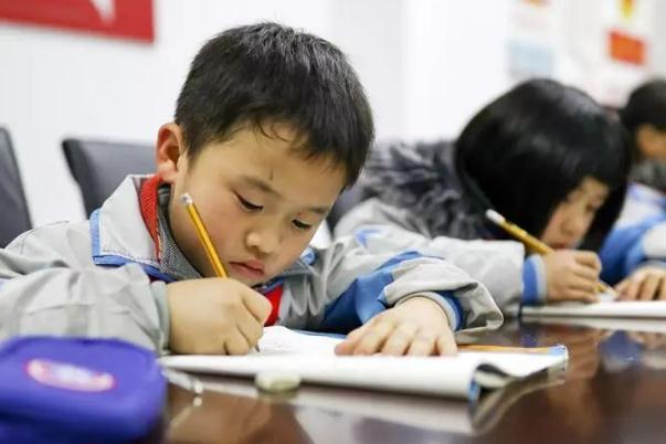 家长对课后服务的“三点关切”，应引起学校重视！校长：太难了