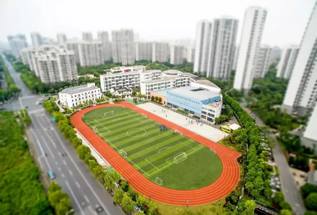 沪上最美10所公办&10所民办小学大PK，谁是魔都颜值担当？