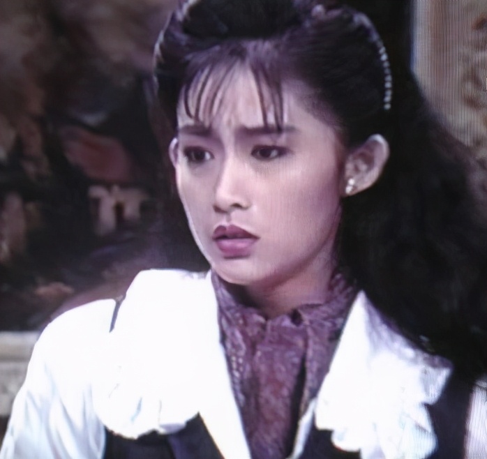 官晶华：她是沈殿霞到死都不能原谅的女人