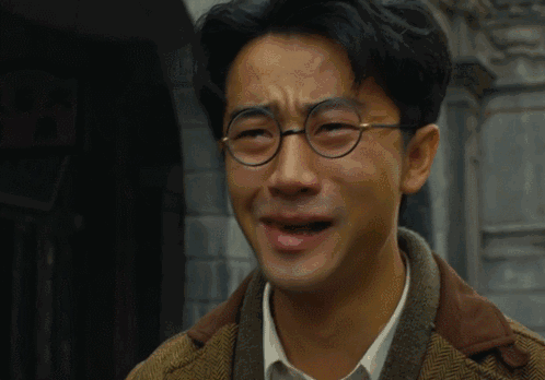 遭张艺谋忽悠，被传傍蒋雯丽上位，“狠人”黄轩的粉红成名史