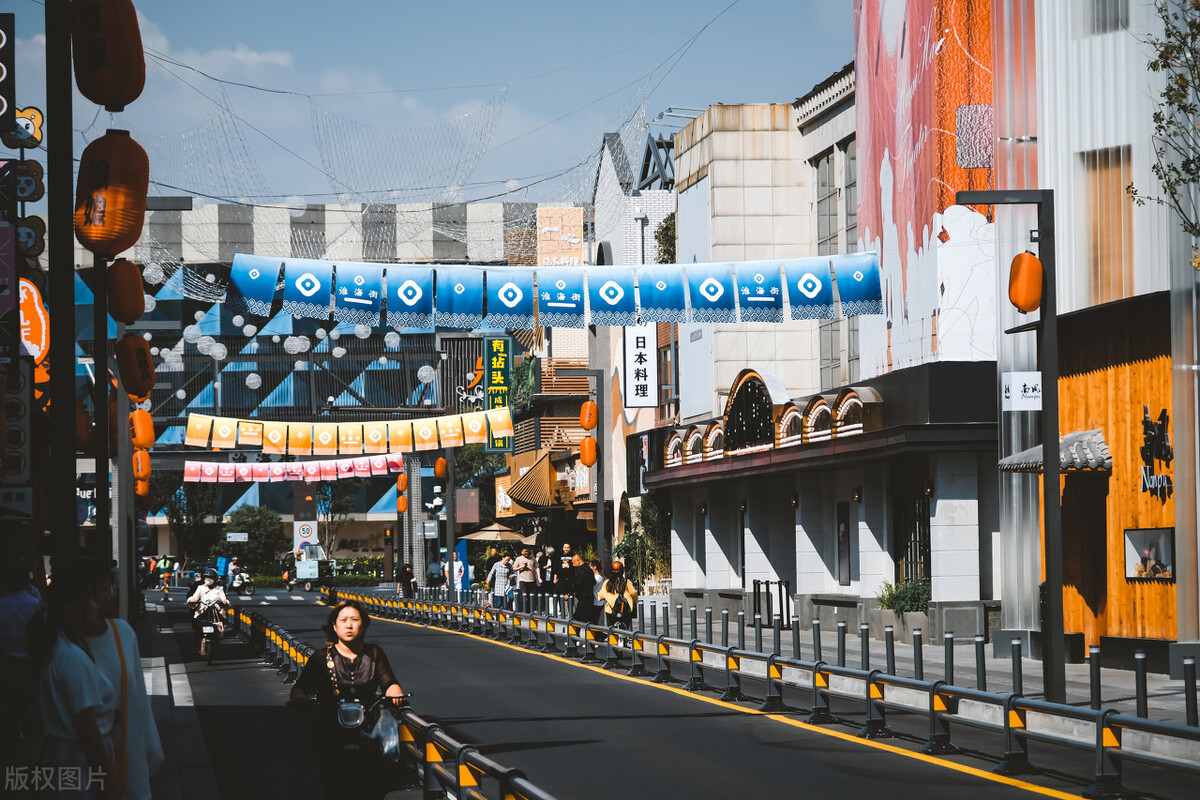 大连日本风情街幕后大佬曝光!家世显赫的张忠泽!居心何在?