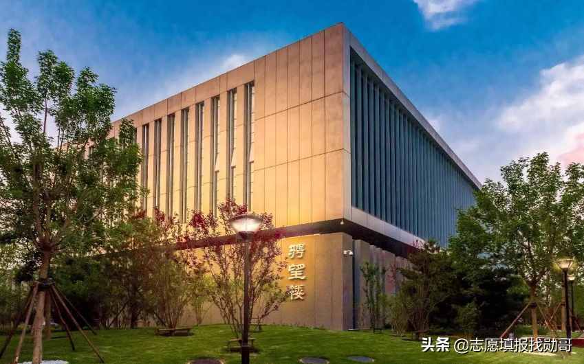 上财和央财，谁才是财经老大？我说了不算，请看考生投票