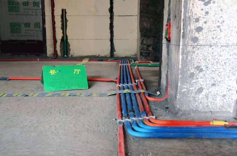 装修插座安装高度标准：合理预留，实用美观