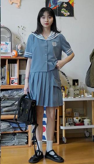 论减龄搭配，非“学院风”莫属，学会轻松变身“小仙女”