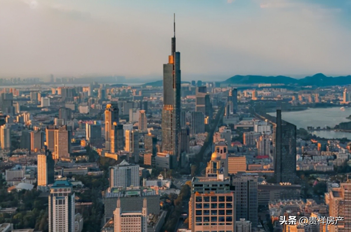 中国最热的十大城市，武汉上榜，第一有“火洲”之称