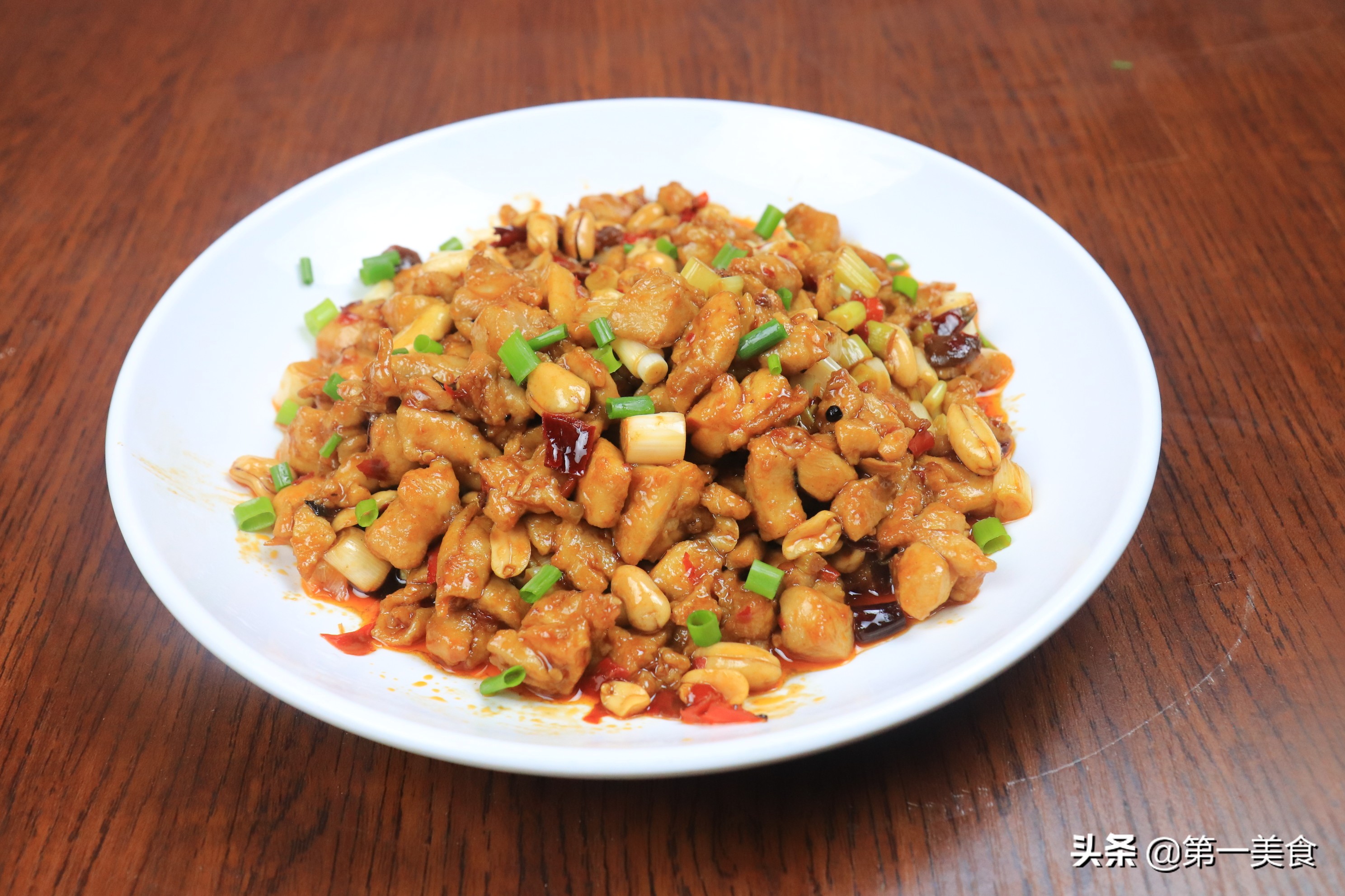 宫保鸡丁的正宗做法(宫保鸡宫保鸡丁的家常做法)-cosg百科