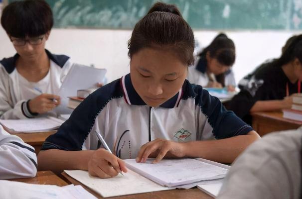 新高考模式下，物理好的考生能随意挑选专业？高三班主任给出建议