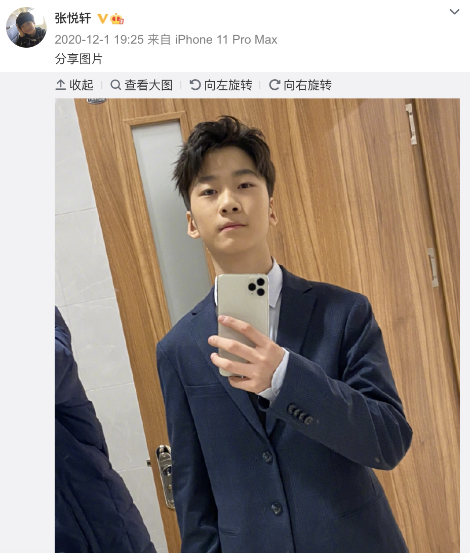 张亮晒照为儿子庆生，14岁天天清新帅气变型男，越来越像爸爸