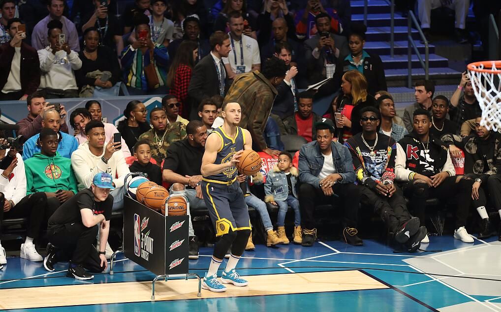 库里为什么不能拿nba三分（不让弟弟买单？库里原计划不再参加三分大赛，两原因让他改变心意）