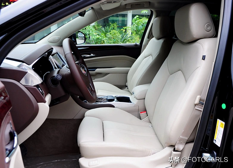 凯迪拉克SRX 3.6L V6实拍，重2.1吨的美式豪华，近60万售价还很火
