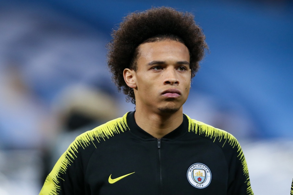 埃弗顿有意引进巴萨边锋马尔科姆（转会通：皇马1.06亿镑报价阿扎尔 埃弗顿有意签下巴萨边锋马尔科姆）