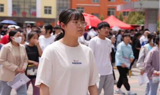 高考报考是选择省内还是省外？二者有何区别？聪明的考生都这样选