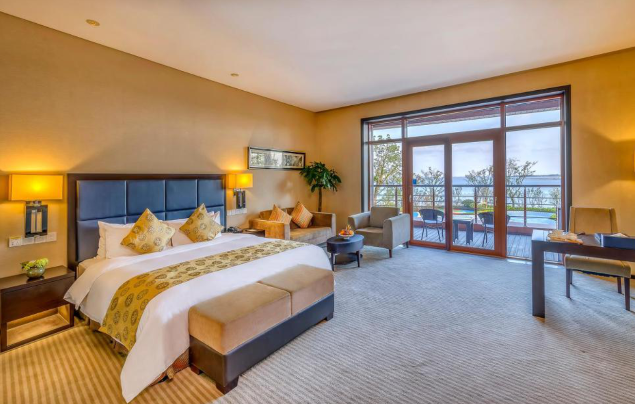 旅游度假必选的四个酒店，还提供可托管的室内儿童俱乐部