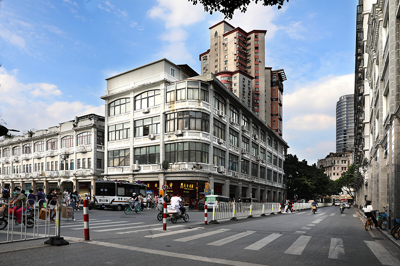 广州有座“巴黎圣母院”，堪称可与欧洲教堂媲美，历时25年完成