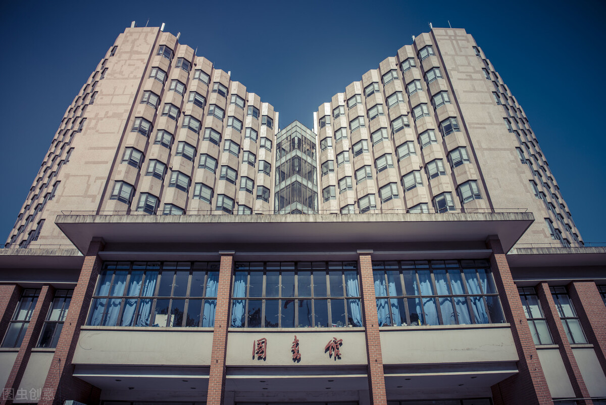 美术艺考生报考同济大学难吗？如果具备这3个方面的优势建议报考