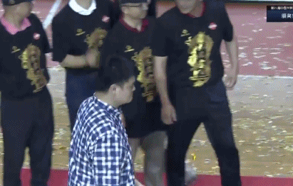 王少杰進cba哪個隊（CBA選秀大會落幕！王少杰當選狀元！這一次姚明沒有認錯他）