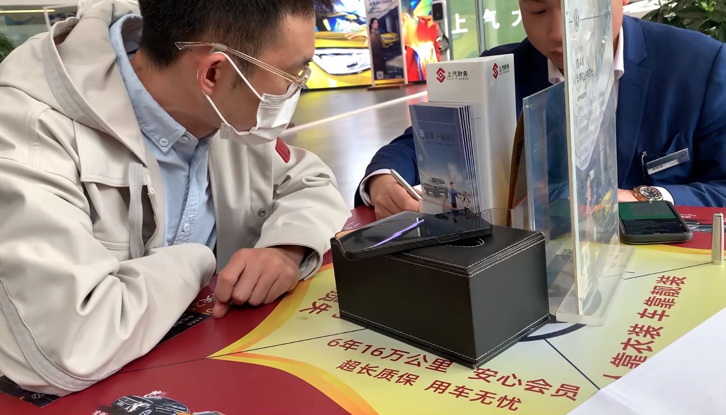1周帮粉丝提3台大众，周二瓶如何评价途观L？