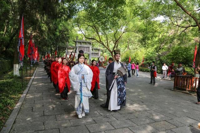 湖北这些景区又上新了！好玩又惊艳，不信你来看看