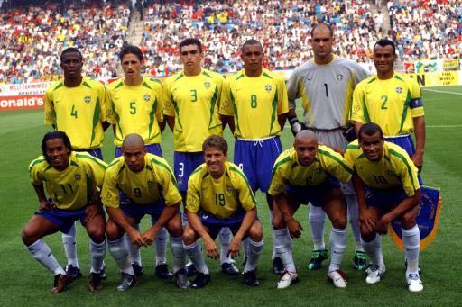 06年世界杯德国队队员(桑巴对憾—2006年的巴西比2002年的巴西差在哪了？)
