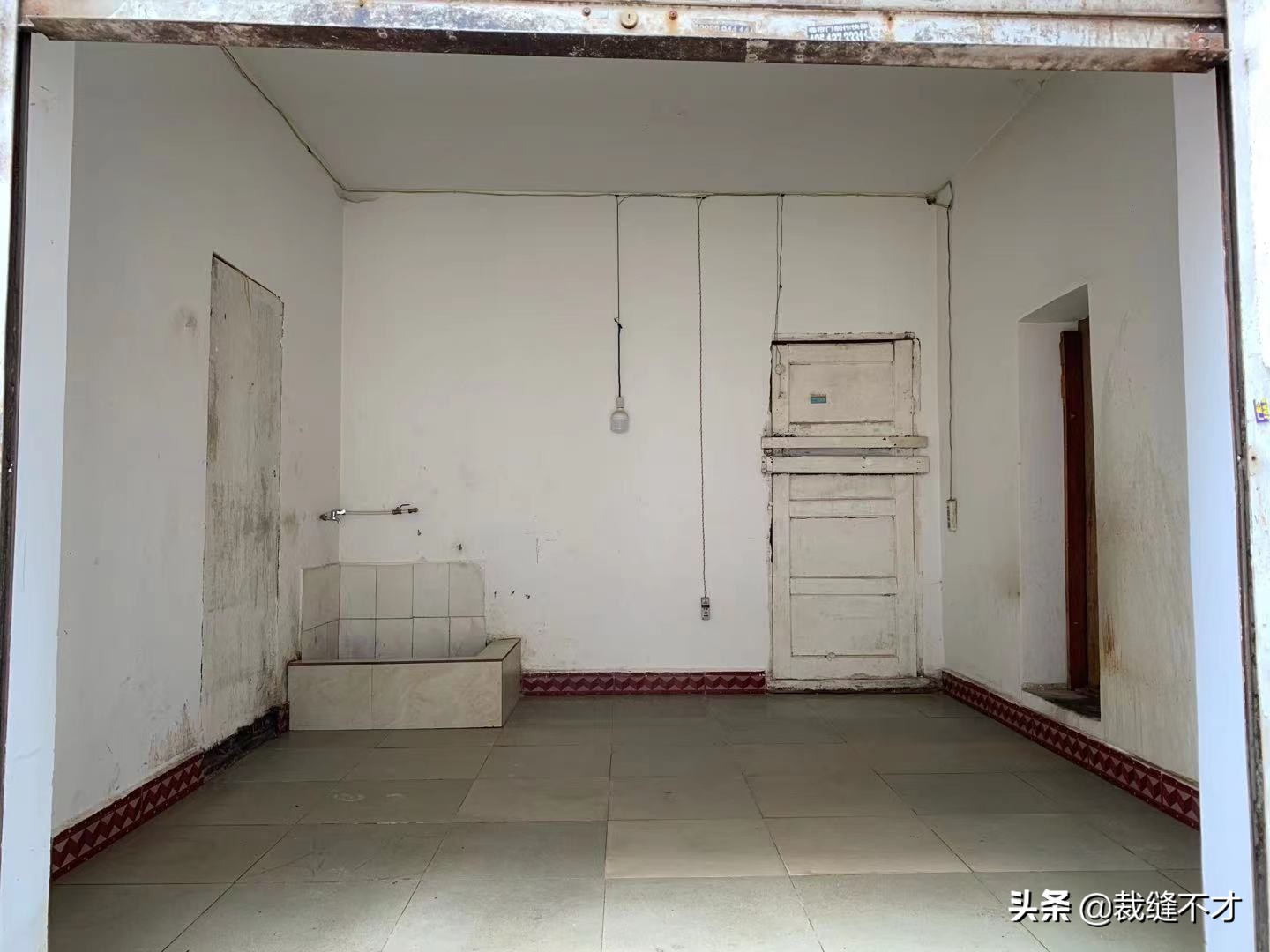 帮云南昆明的小姐姐开了一家成人用品无人售货店，效果意想不到