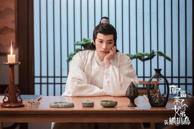 国子监来了个女弟子演员学历：张月北舞毕业，赵露思明道大学校花