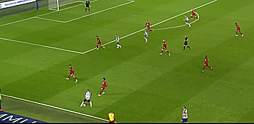 怎样学足球我是新手（五个初学者必会的足球基本技巧）