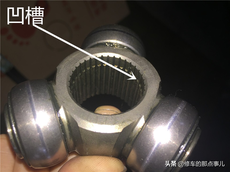 路虎半轴球笼漏油，其实根本不用换半轴！只换掉一个胶皮套就行