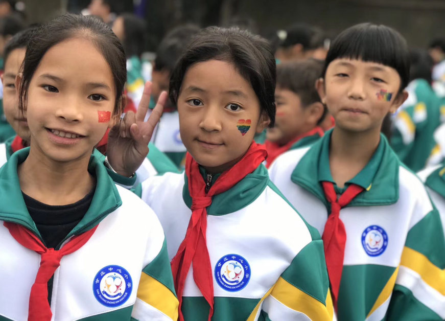 公立学校和私立学校的差距在哪？学生将来差距大，家长别选错