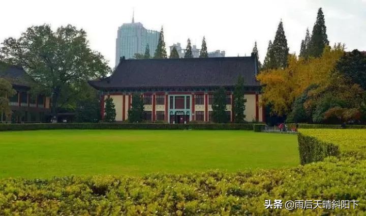张雪峰南京大学合并完整版「张雪峰南京大学视频」