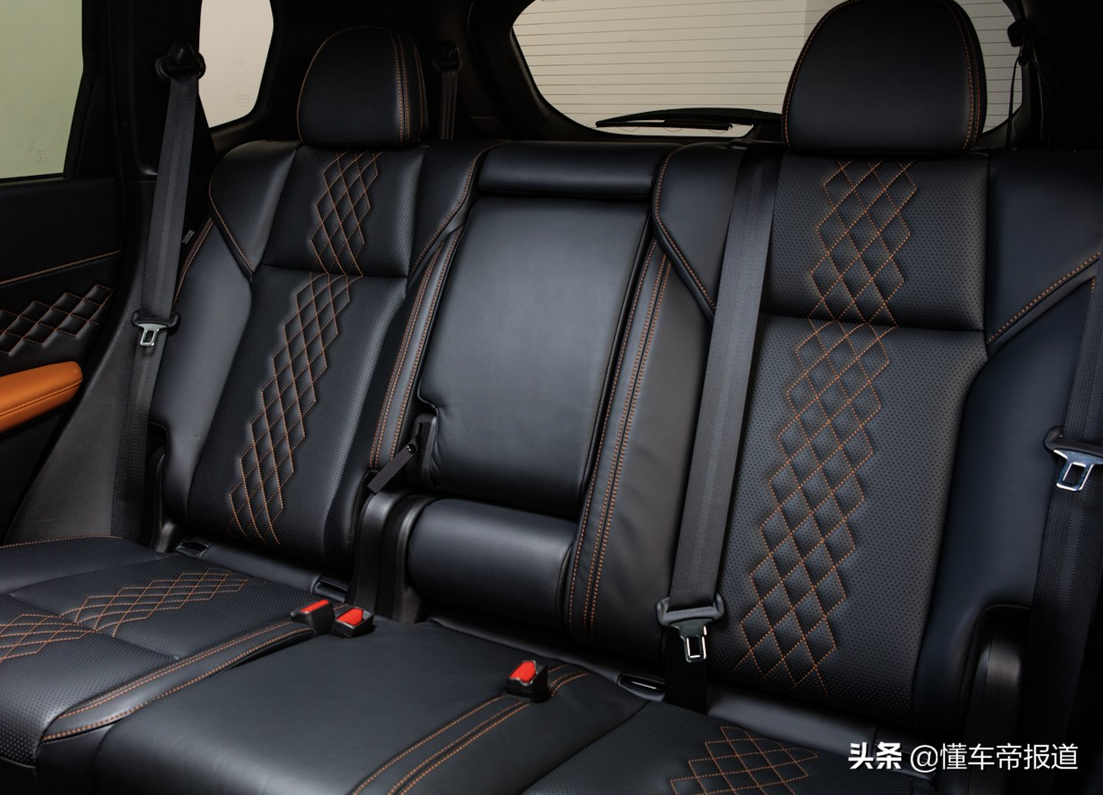 新车｜换壳新奇骏？约合人民币16万起售，三菱新欧蓝德官图解析