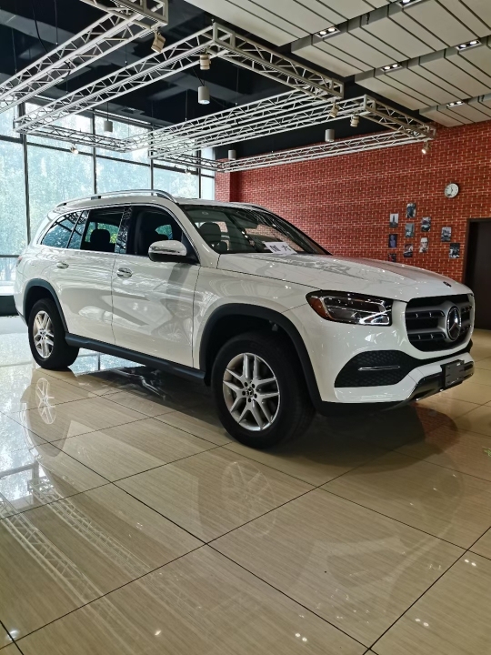 奔驰GLS450-8月初价格走势，现车比之前贵15万