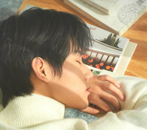 张真源化身中戏宣传小能手：受过很多委屈的少年，凭实力逆袭了