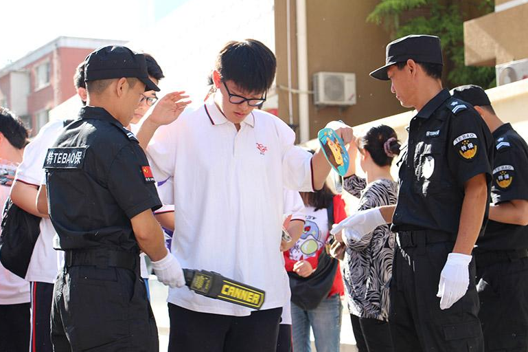 这4所高校非211大学，却拥有顶尖级专业，考上用人单位抢着要