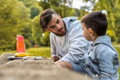 搞笑的100道脑筋急转弯题，锻炼孩子的思维能力