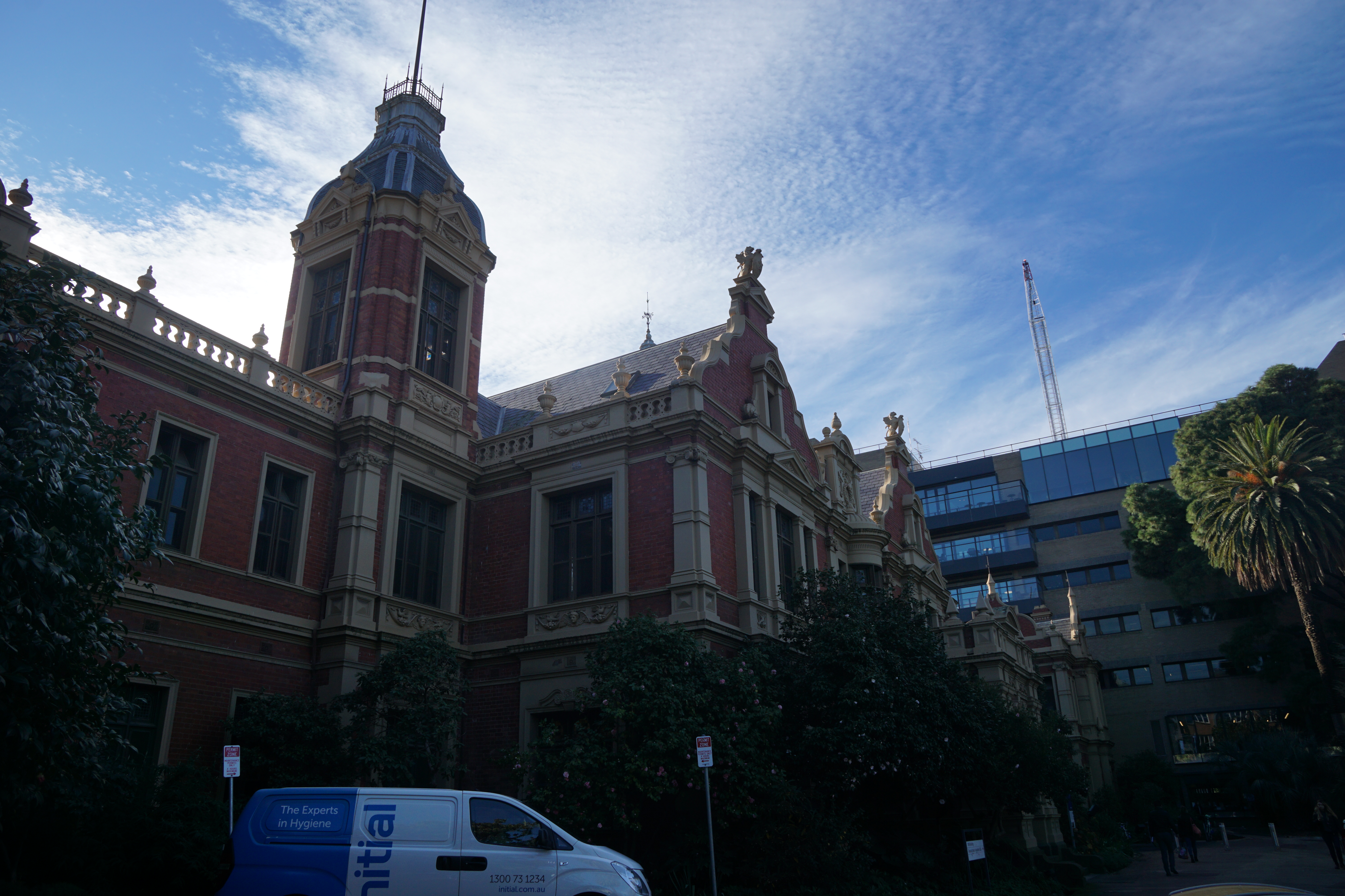 我们将在后人的 敬重中成长