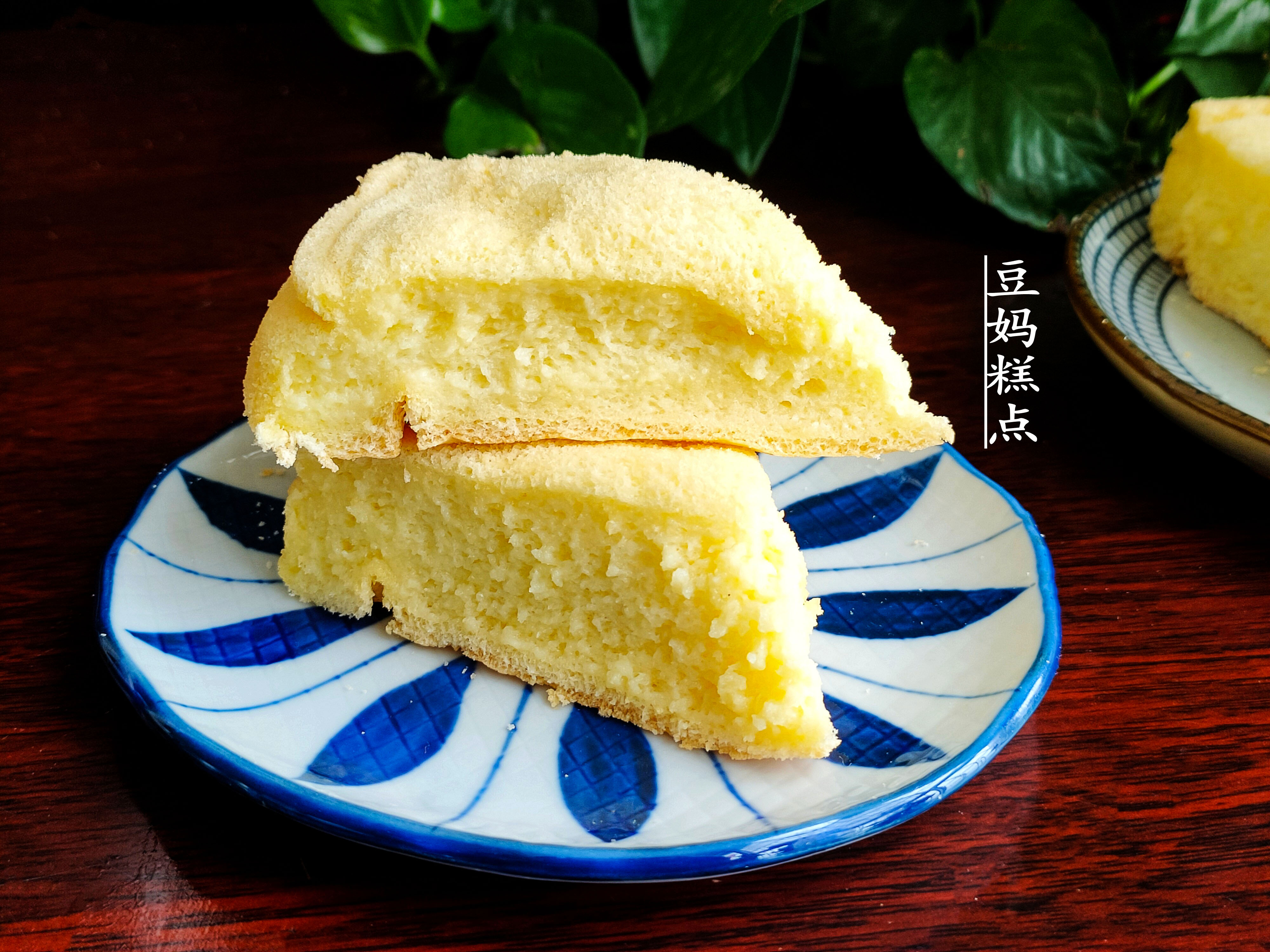 糯米蛋糕怎么做（做法简单柔软香糯连做3天吃不腻）