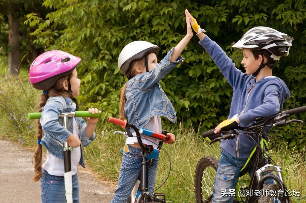 破解教育内卷化，假期让学生走出家门，到社区参与体育锻炼和比赛