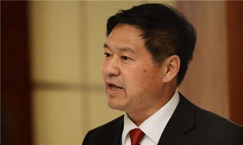 蓝翔校长将原配送进监狱，3个亲生女儿也不放过，结果被反杀