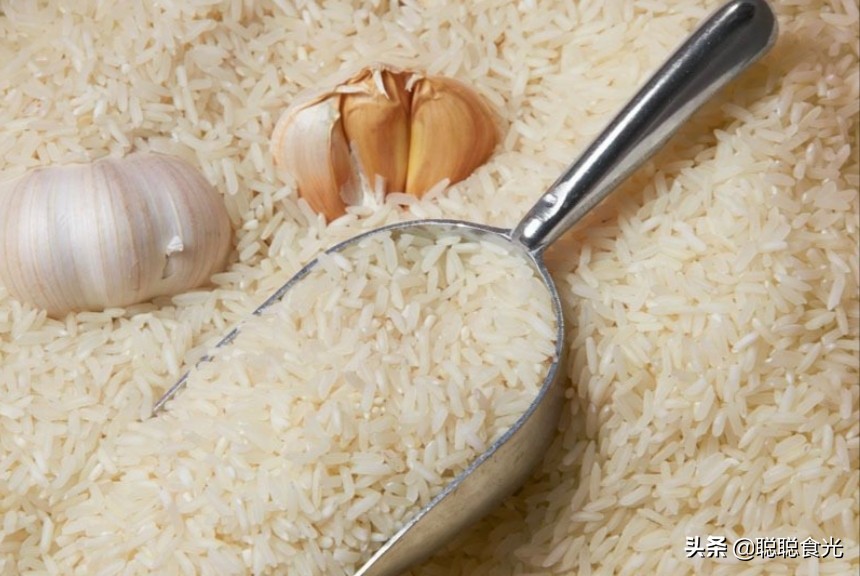 原來保存糧食這么簡單，放一年都不生蟲，學會了放心囤