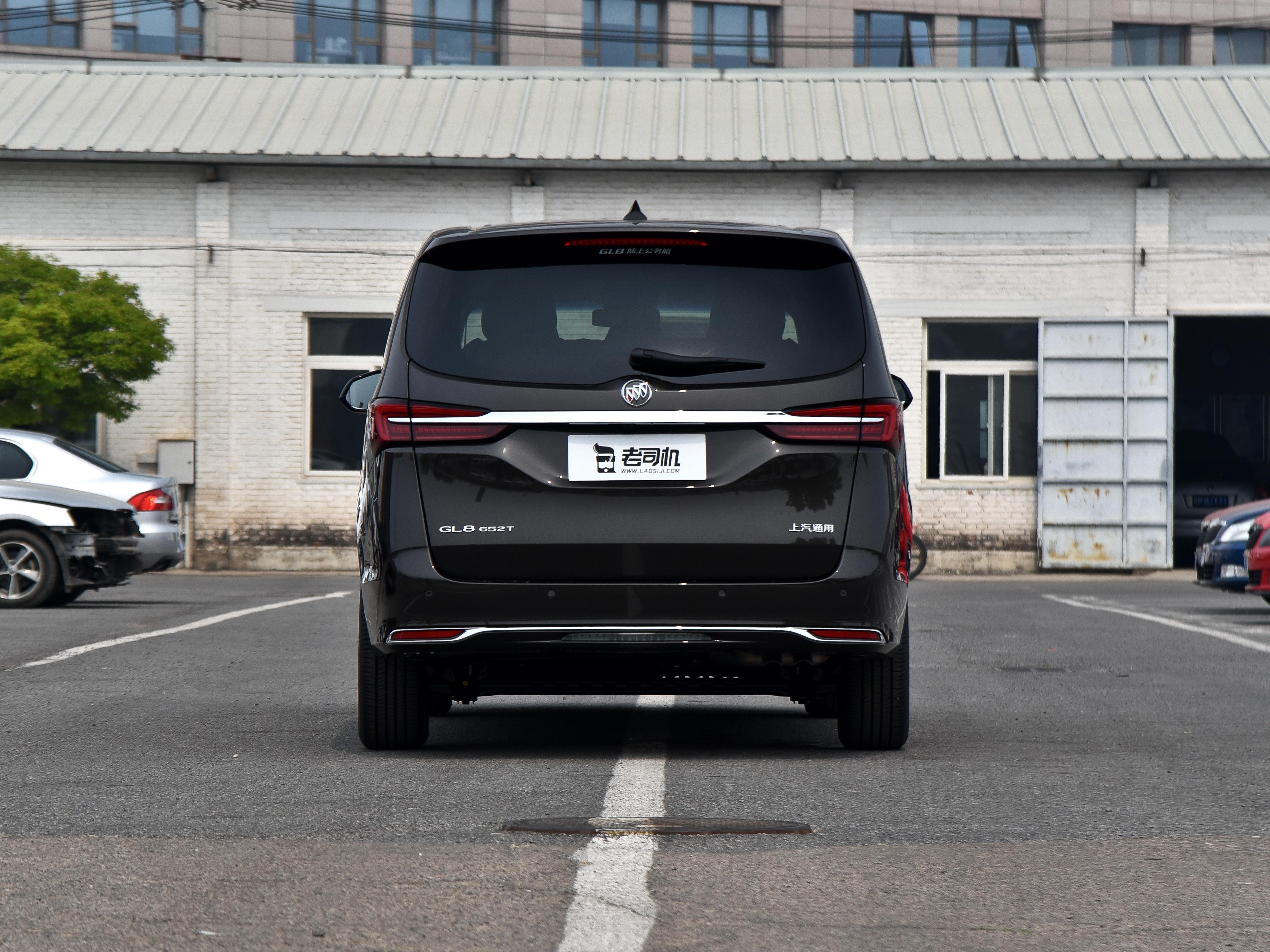 29万起月售超1.2万台,又舒服更省油的7座mpv,实拍别克gl8