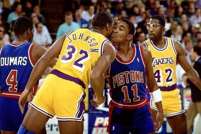 nba有哪些仇人（NBA4對兄弟反目故事：詹姆斯歐文互相取關，杜威二少太可惜）