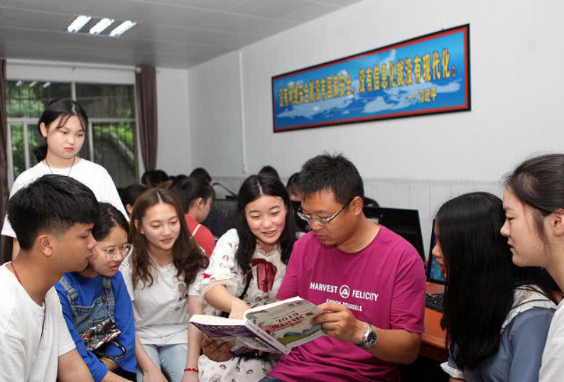 大学里“华而不实”的专业，名字看起来高大上，实则就业前景很差