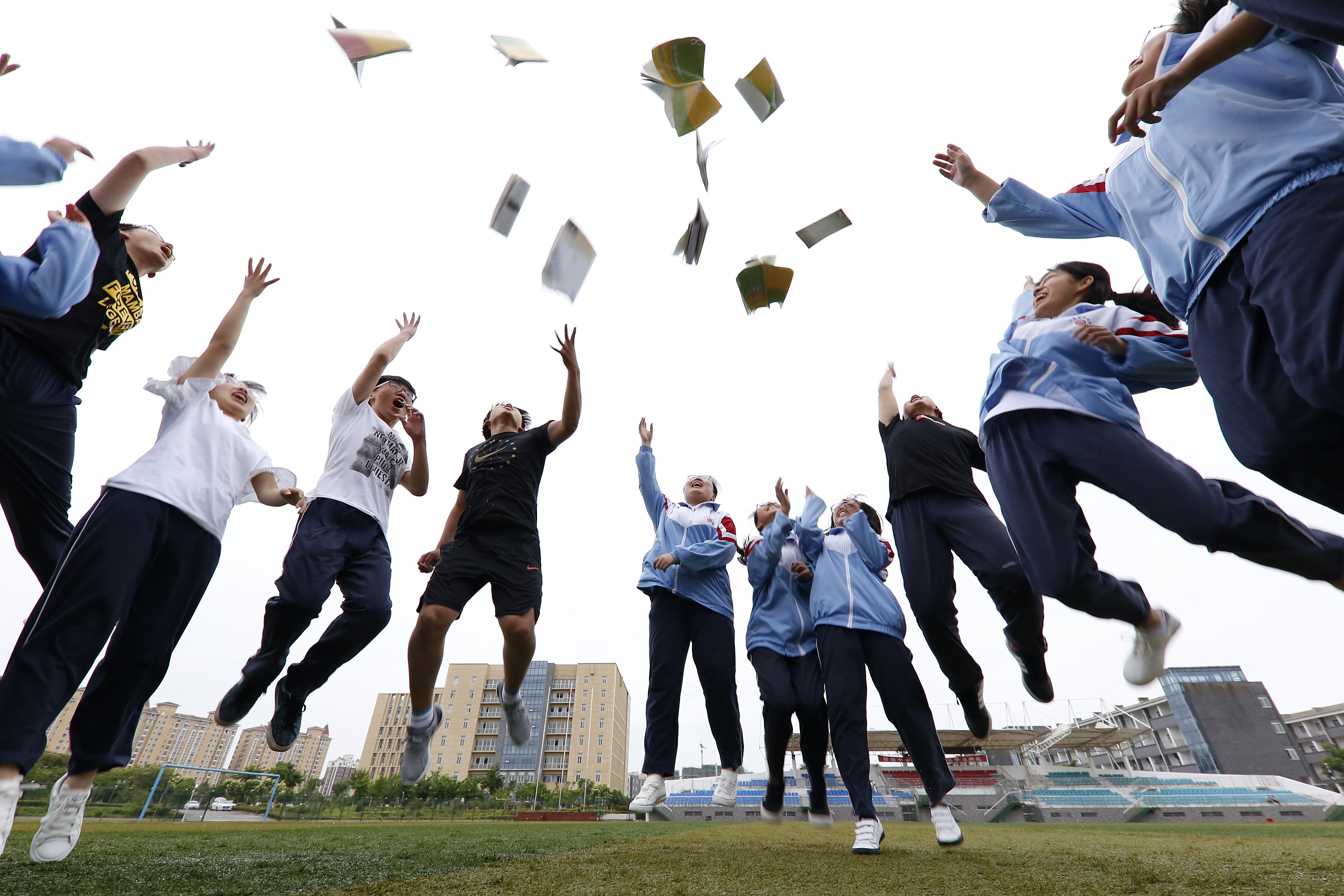 个人高考成绩图片（孩子高考成绩690）